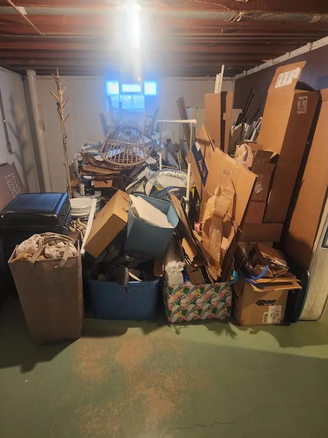 Roll-off dumpster container at job site for 15 Yard Dumpster Rental in Paulden